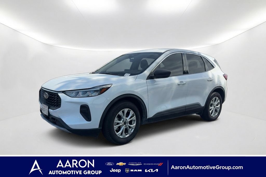 Used 2023 Ford Escape Active FWD image 1