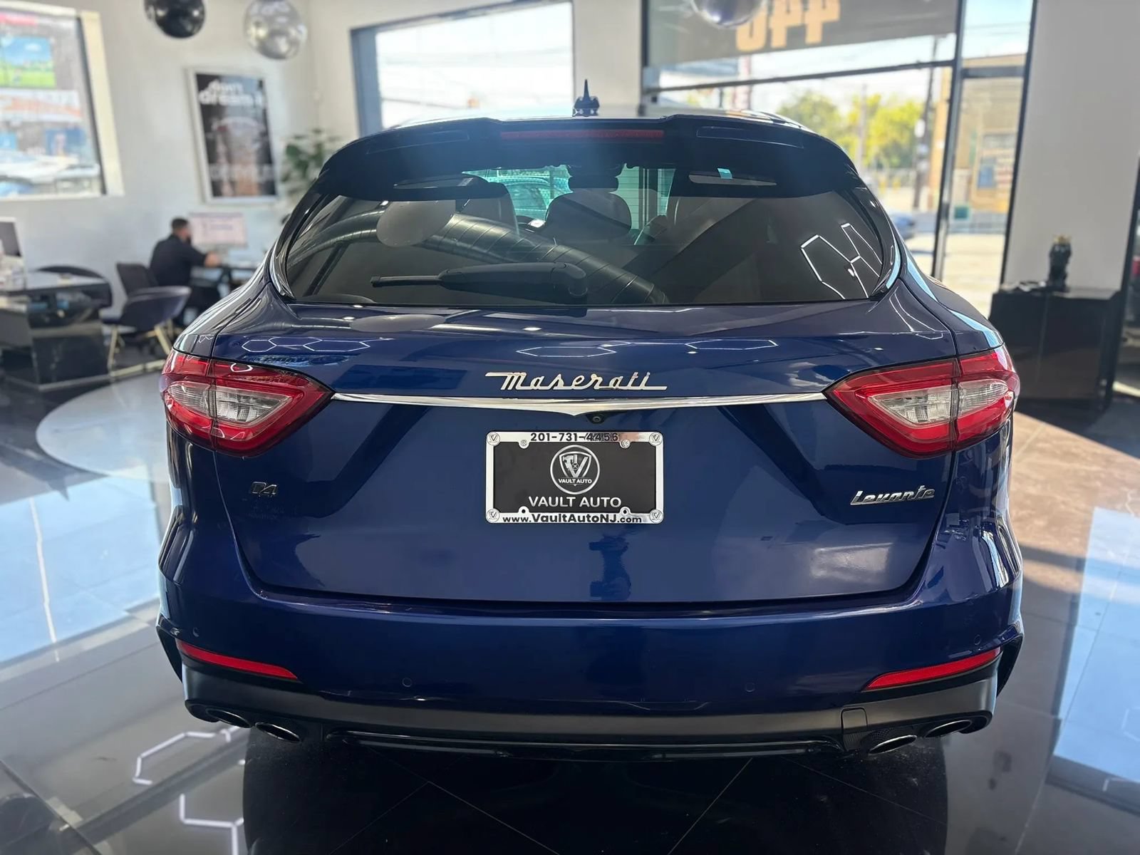 Used 2019 Maserati Levante GranSport AWD/4WD image 5