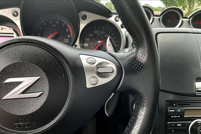 Used 2012 Nissan 370Z Coupe RWD image 11