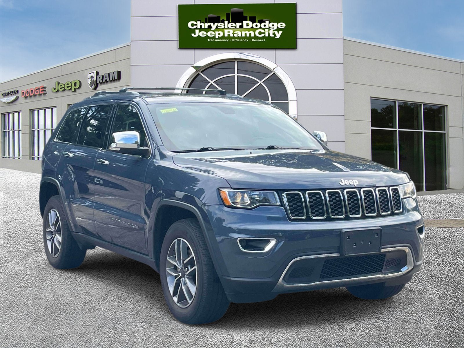 Used 2020 Jeep Grand Cherokee Limited w/ Luxury Group II AWD/4WD image 4