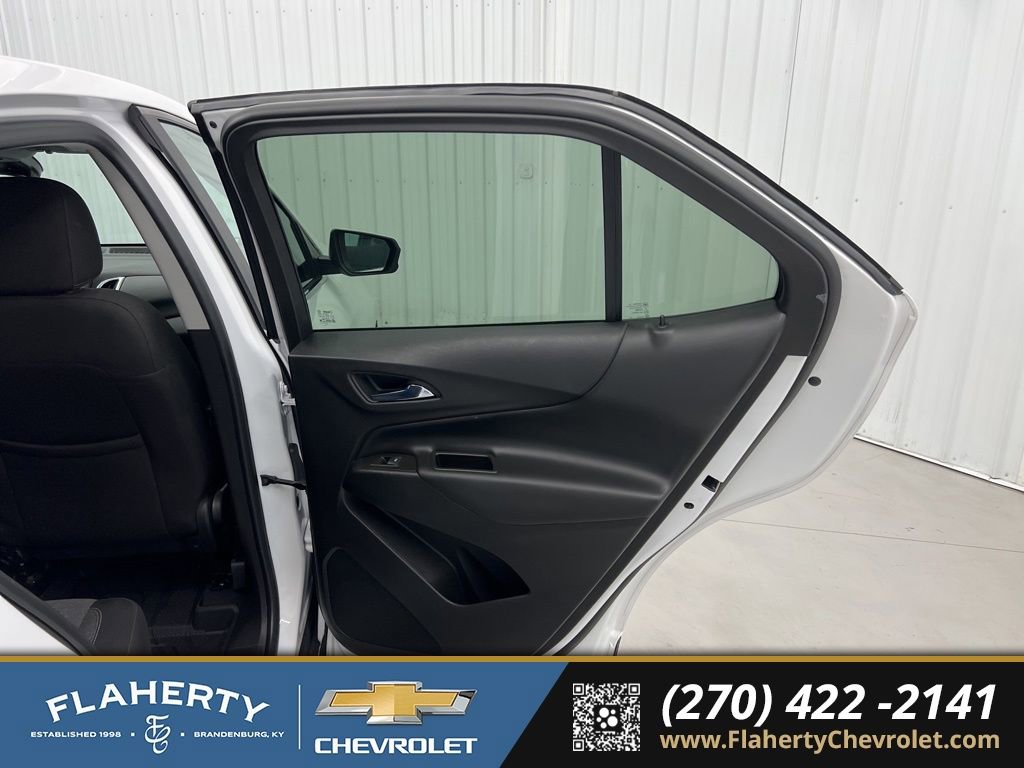Used 2024 Chevrolet Equinox LT FWD image 12