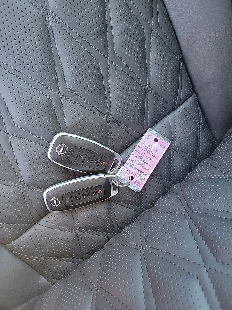 New 2026 Nissan Rogue Platinum image 20