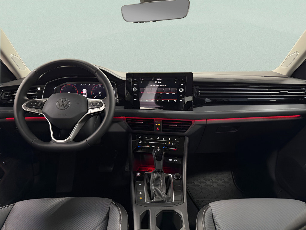 New 2025 Volkswagen Jetta SEL image 10