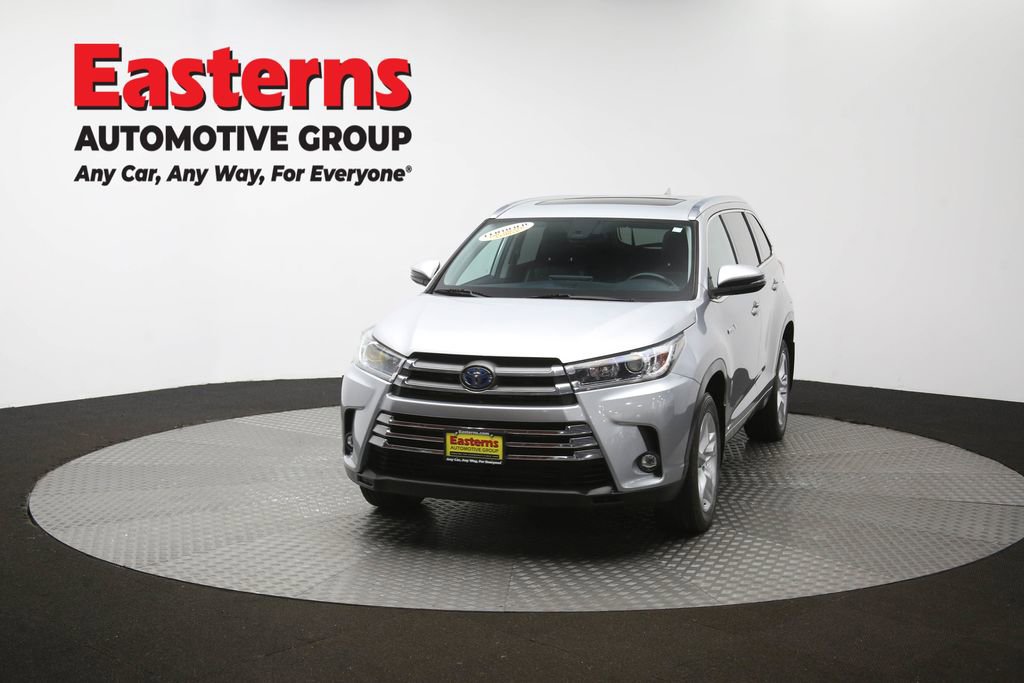 Used 2019 Toyota Highlander Limited w/ Carpet Mat Package (TMS) AWD/4WD image 60