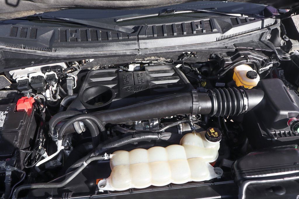 Used 2018 Ford F150 Lariat w/ Equipment Group 502A Luxury image 13