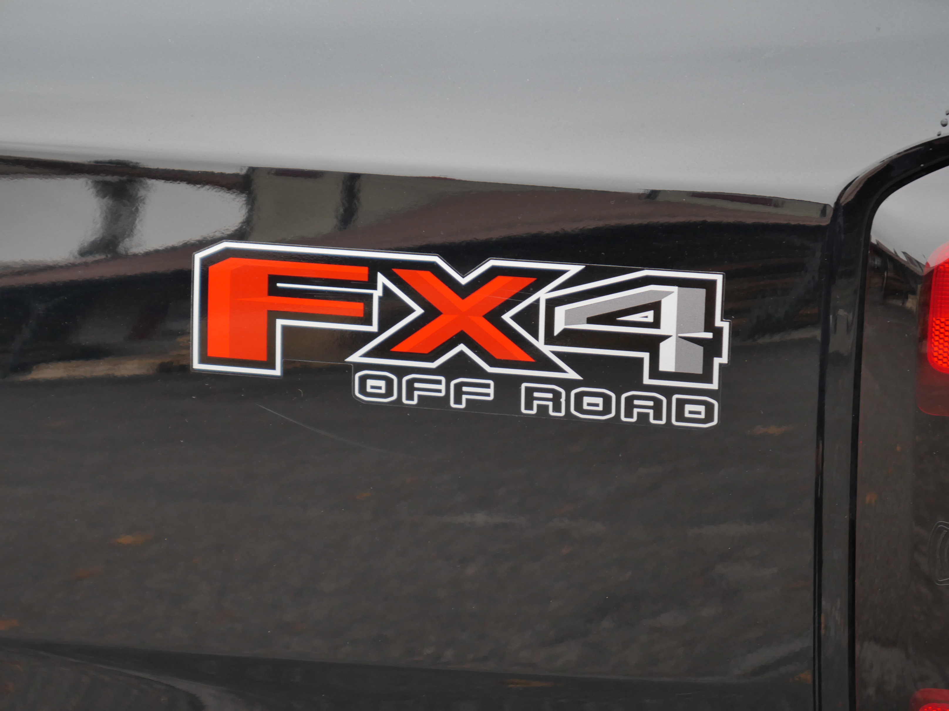 Certified 2024 Ford Ranger XLT w/ FX4 Off-Road Package image 18