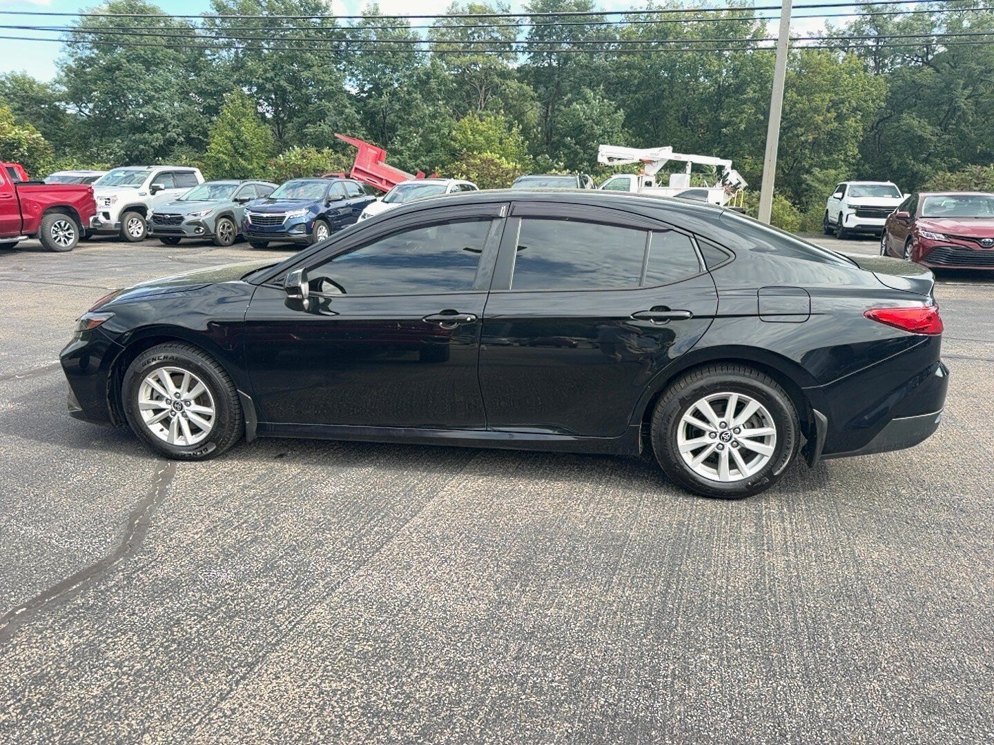 Used 2025 Toyota Camry LE w/ Convenience Package AWD/4WD image 8