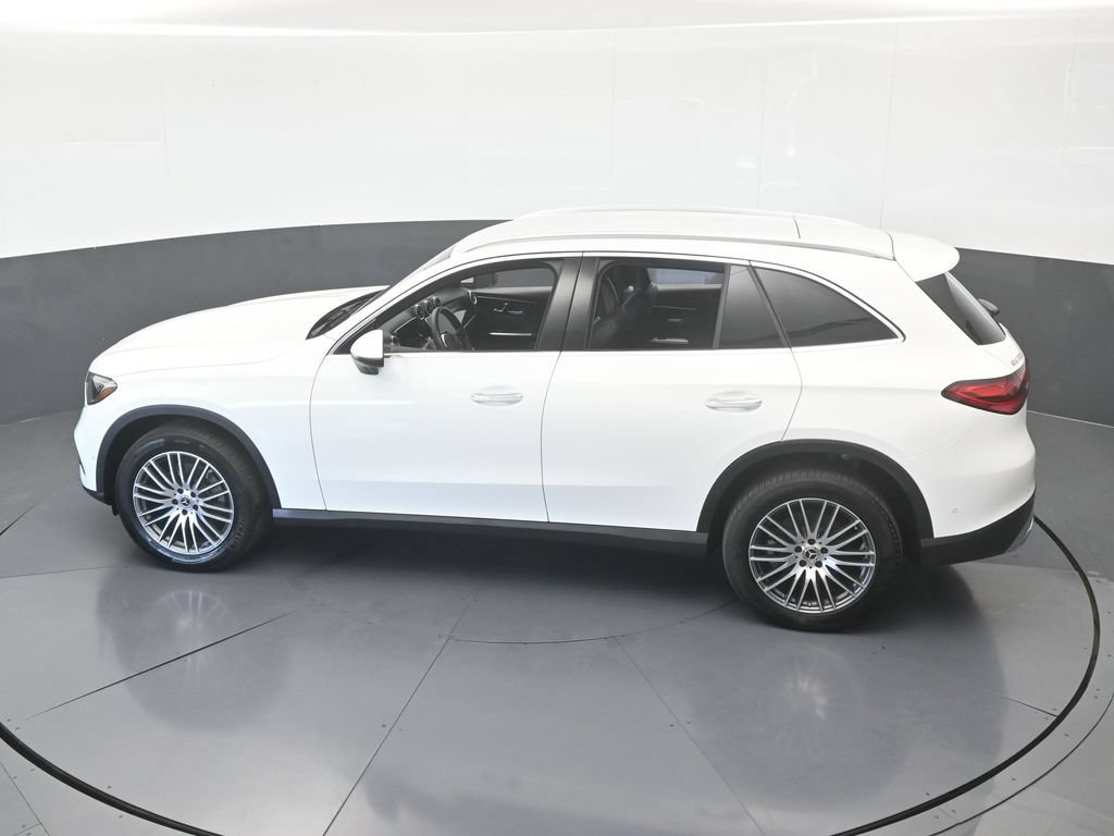 Used 2026 Mercedes-Benz GLC 300 image 49