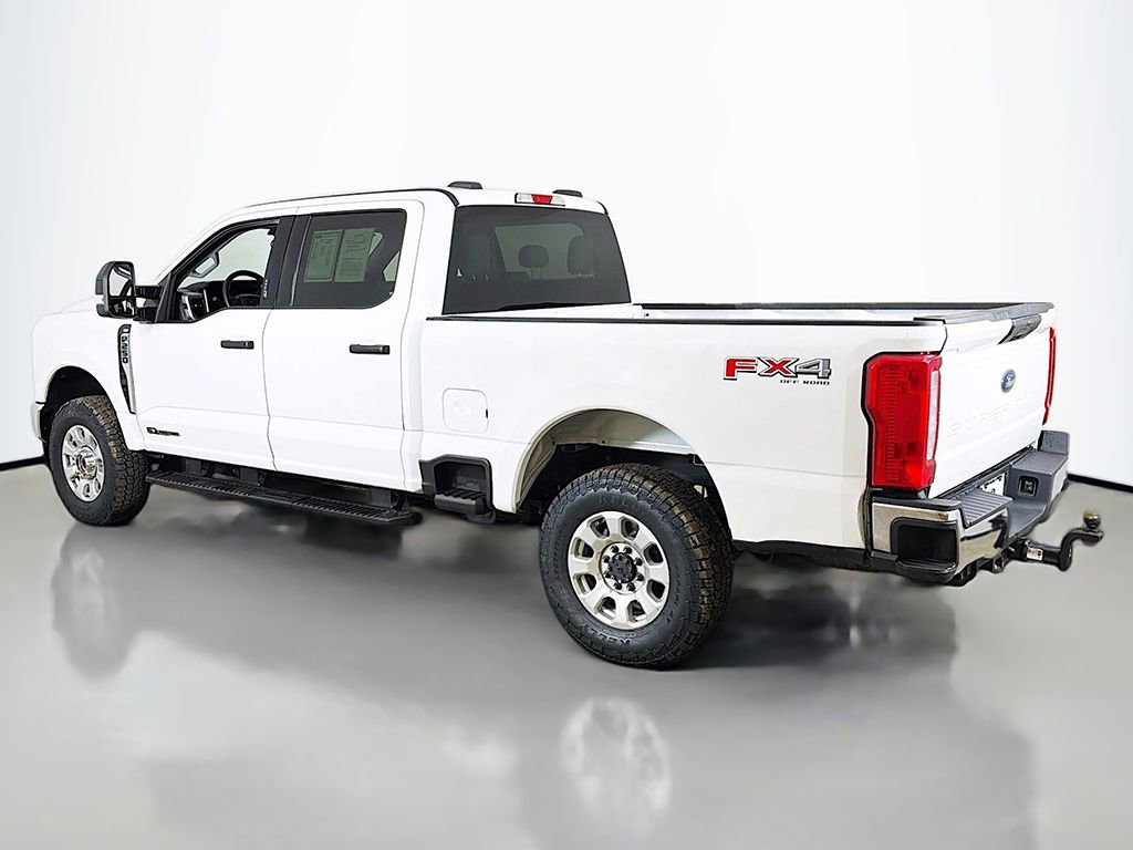 Used 2024 Ford F250 XLT w/ FX4 Off-Road Package image 4