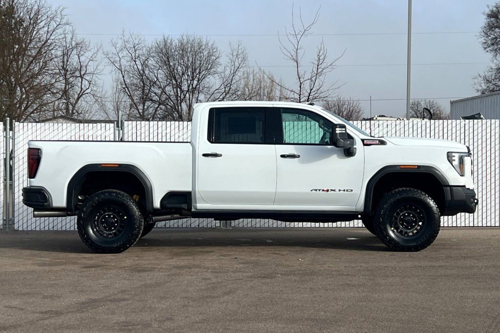 New 2026 GMC Sierra 2500 AT4X w/ AT4X AEV Edition image 3