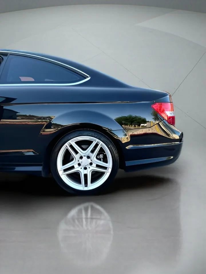 Used 2013 Mercedes-Benz C 250 Coupe image 34