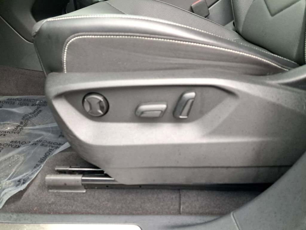 Used 2024 Volkswagen Atlas SE image 36