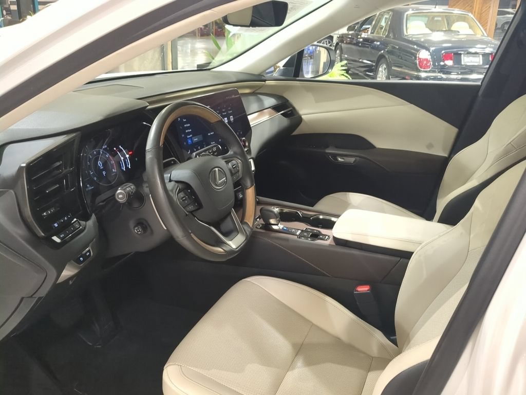 Used 2023 Lexus RX 350 Premium w/ Cold Area Package AWD/4WD image 12