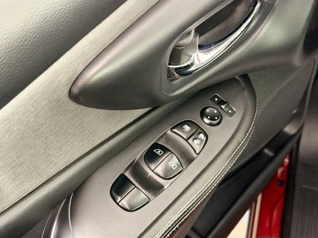 Used 2019 Nissan Murano SV image 18