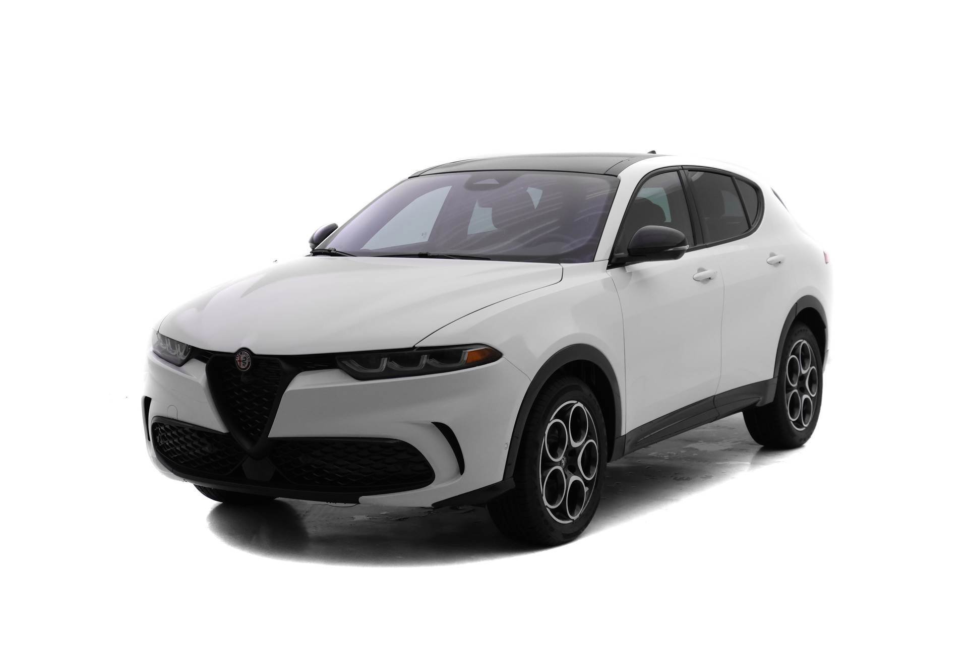 New 2025 Alfa Romeo Tonale w/ Premium Package
