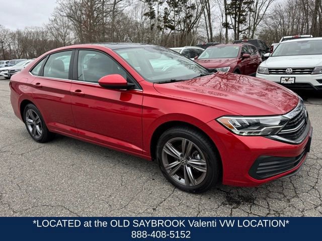 Certified 2023 Volkswagen Jetta SE w/ Panoramic Sunroof Package FWD image 3