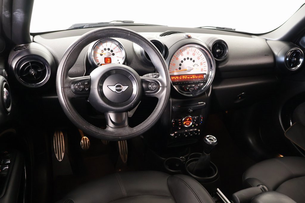 Used 2014 MINI Cooper Countryman S image 2