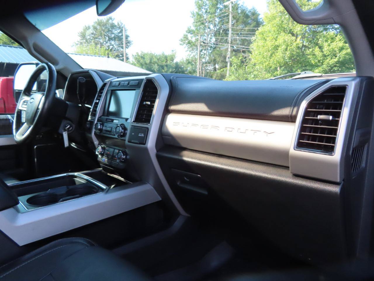 Used 2019 Ford F350 Lariat w/ Lariat Value Package AWD/4WD image 52