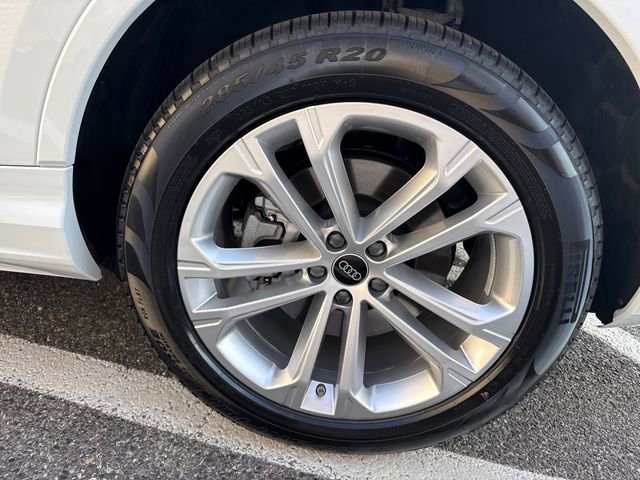 Used 2025 Audi Q7 3.0T Premium Plus w/ Premium Plus Package AWD/4WD image 9