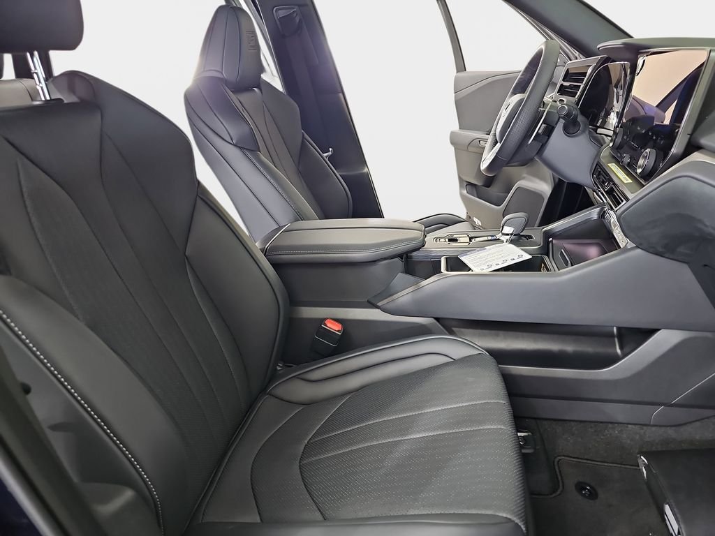 New 2026 Lexus TX 500h AWD image 10