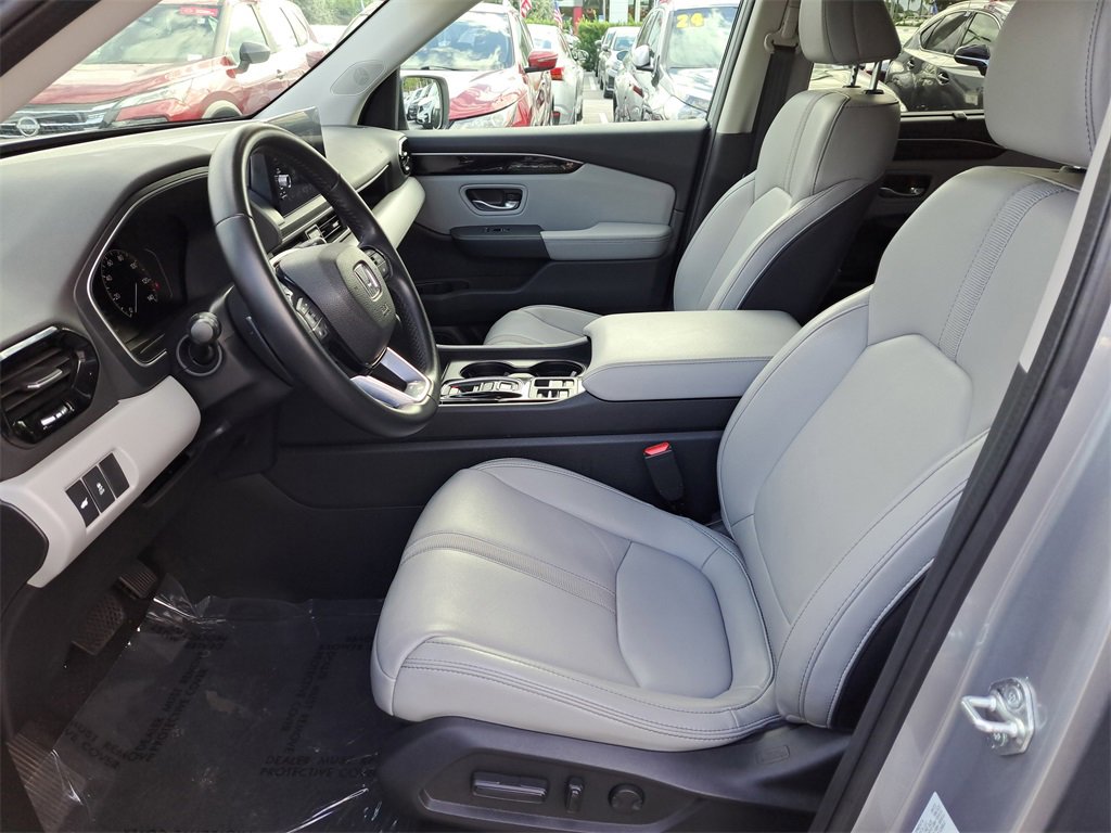 Used 2023 Honda Pilot EX-L image 13