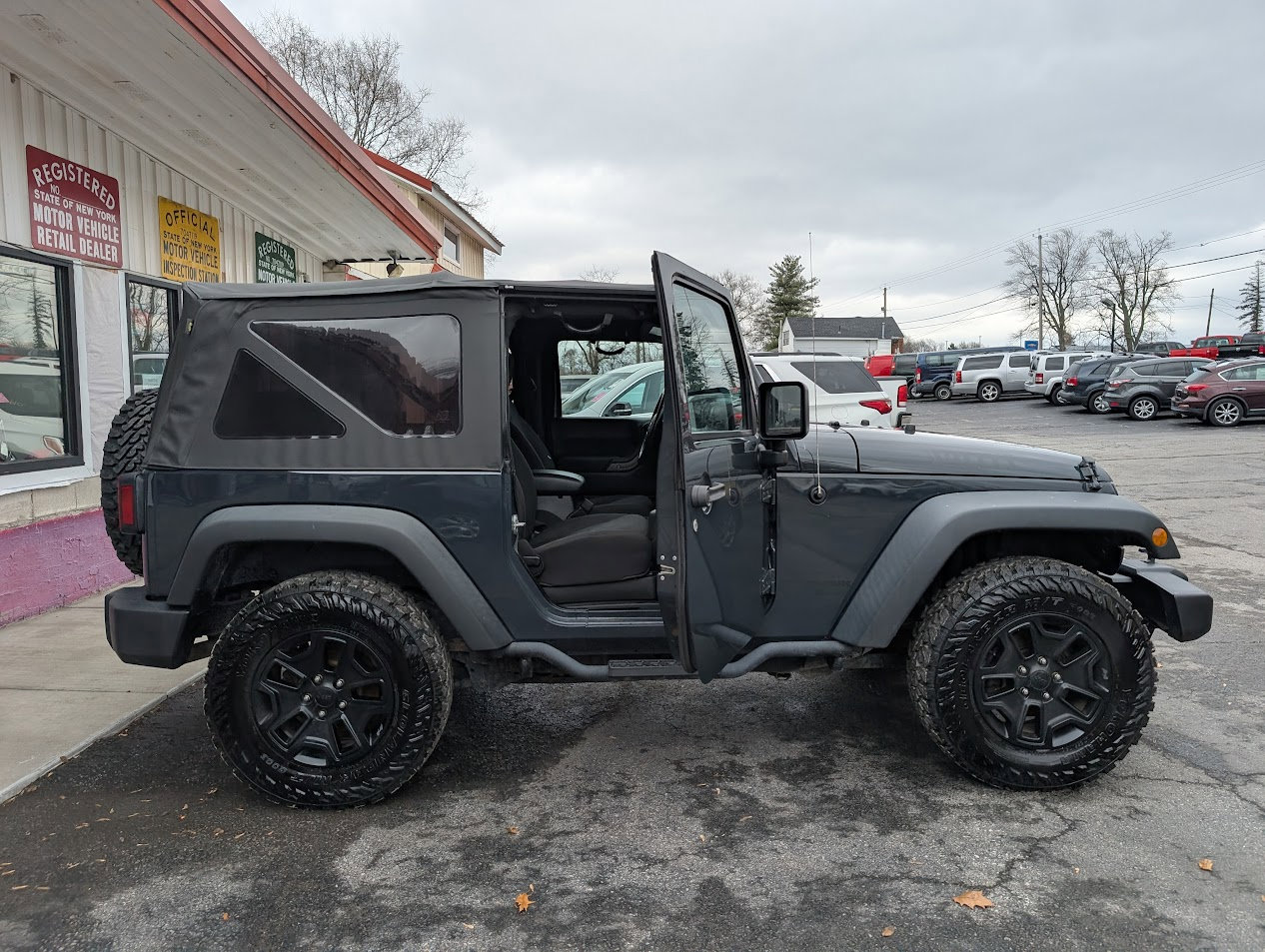 Used 2018 Jeep Wrangler Sport image 13
