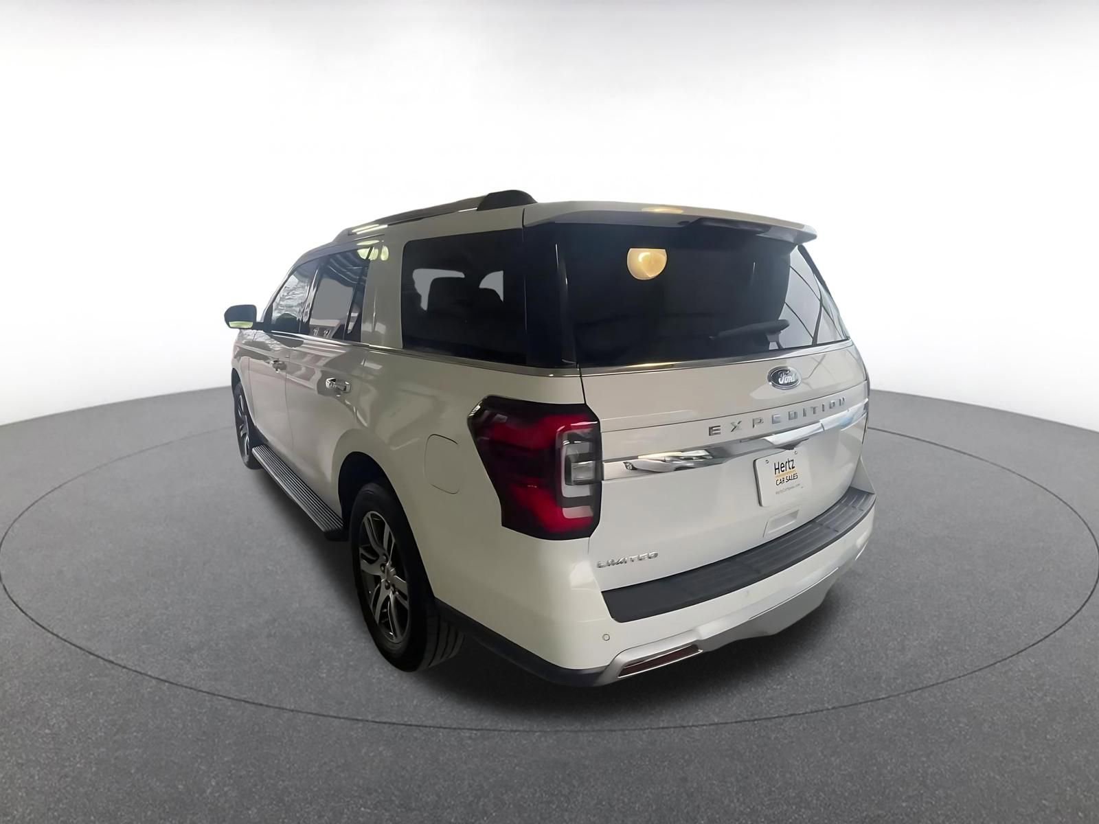 Used 2024 Ford Expedition Limited RWD image 12