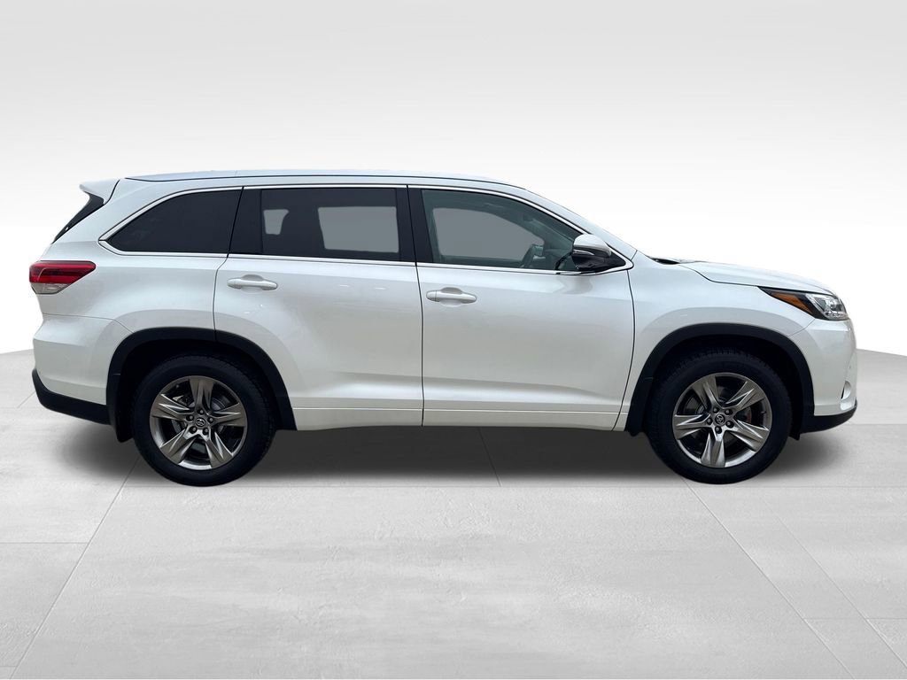 Used 2019 Toyota Highlander Limited Platinum image 6