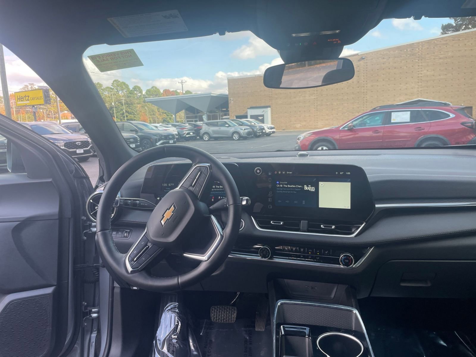 Used 2025 Chevrolet Equinox LT image 30