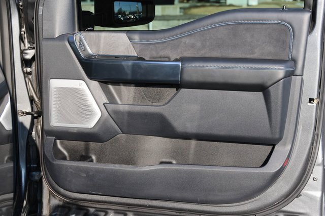 Used 2025 Ford F250 Platinum image 18