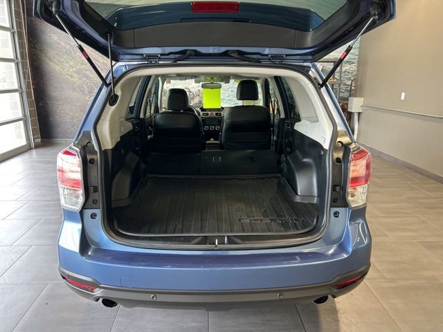 Used 2018 Subaru Forester Touring AWD/4WD image 36