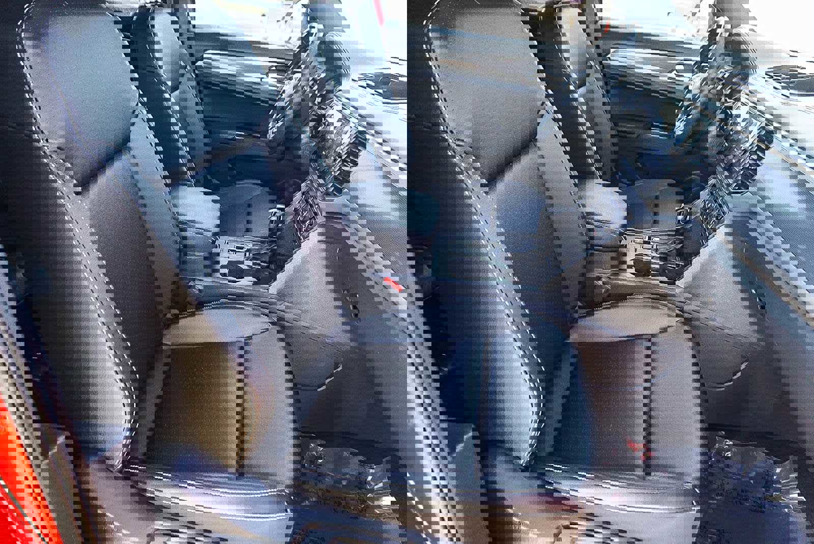 Used 2020 Volkswagen Atlas Cross Sport SE w/ Panoramic Sunroof Package image 15