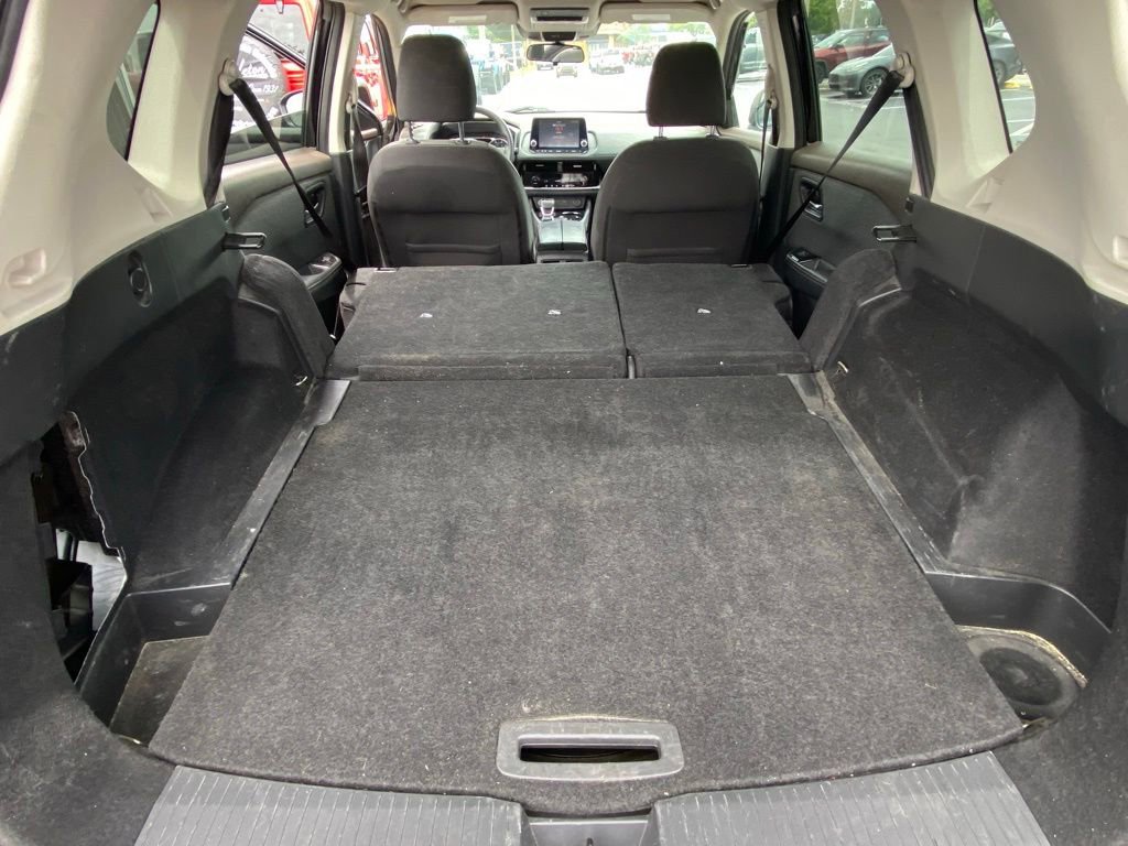 Used 2022 Nissan Rogue SV AWD/4WD image 28