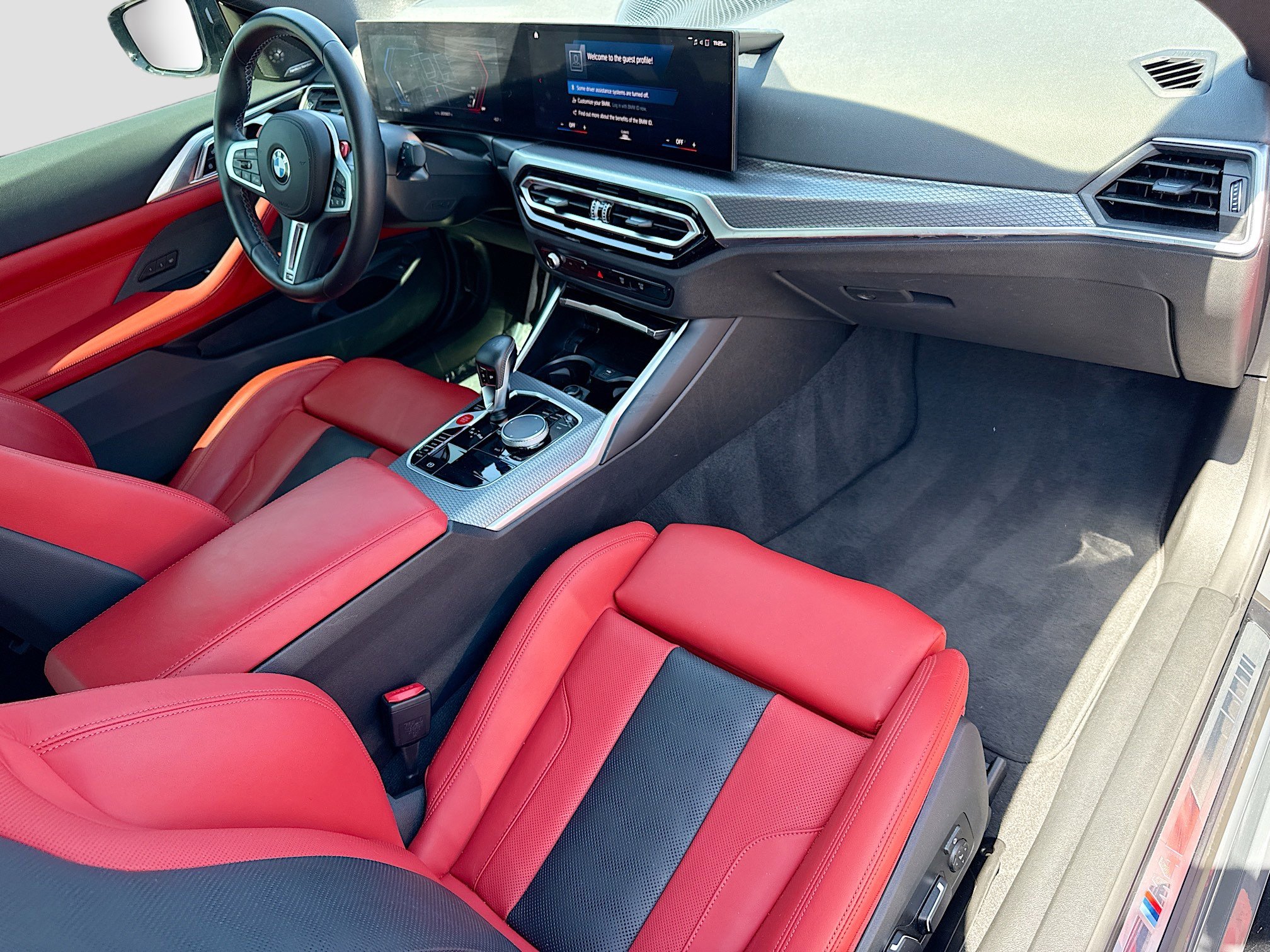 Used 2024 BMW M4 Competition RWD image 13