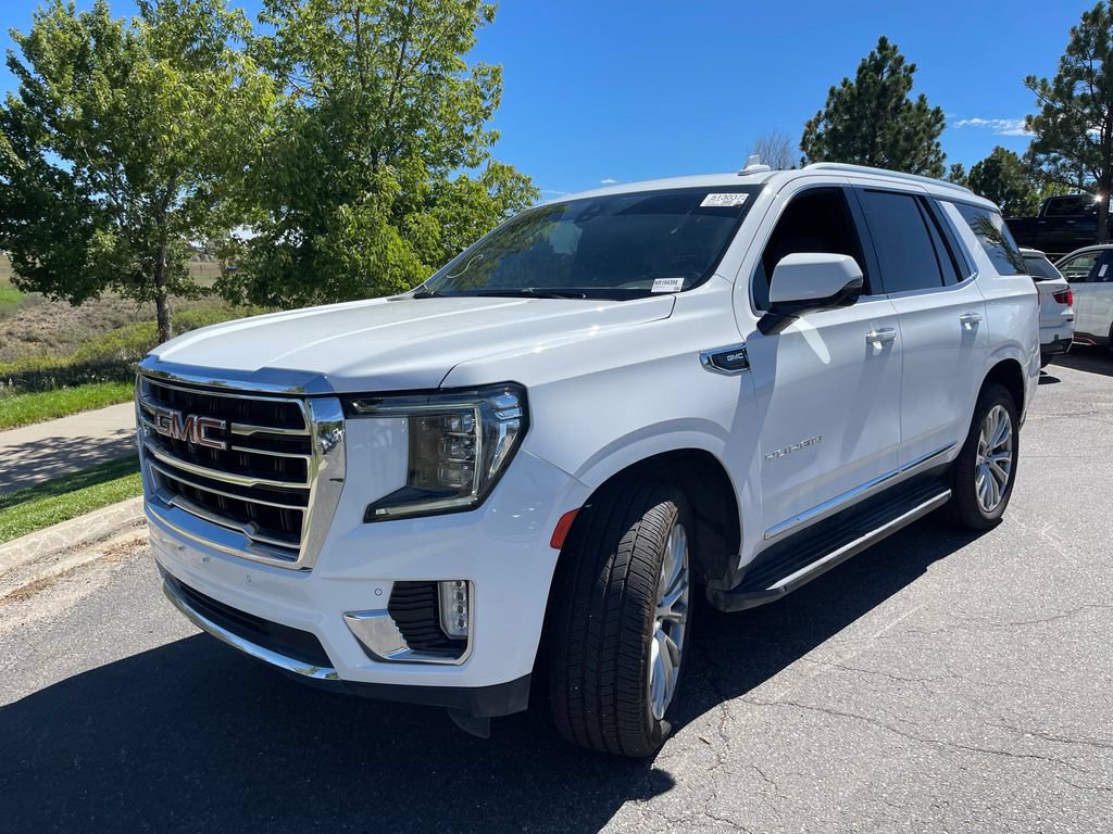 Used 2022 GMC Yukon SLT w/ SLT Premium Package AWD/4WD image 2