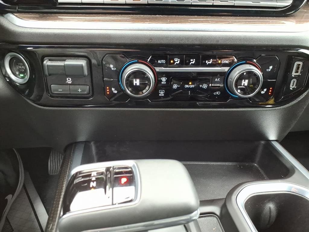 Used 2024 Chevrolet Silverado 1500 RST image 16