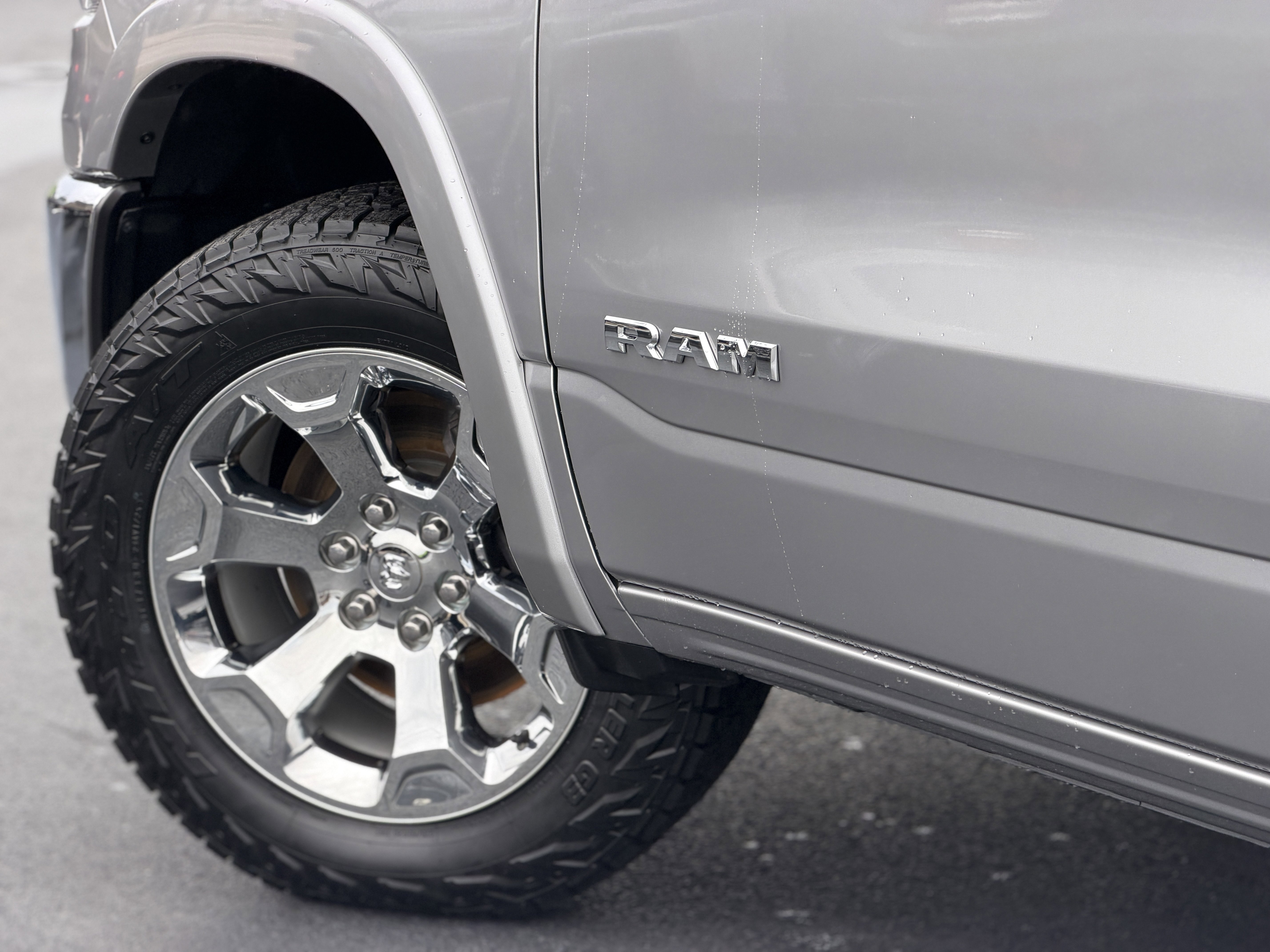 Used 2025 RAM 1500 Big Horn image 9