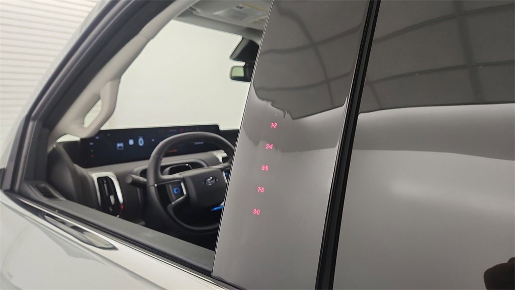 New 2025 Ford Expedition Max Platinum w/ Driver's Package image 35