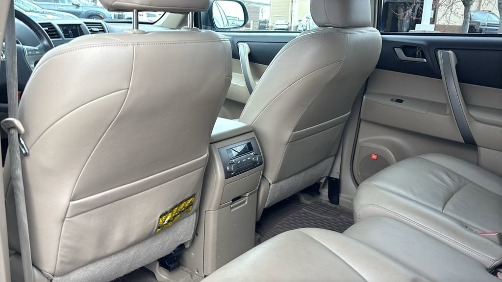 Used 2009 Toyota Highlander Sport image 30