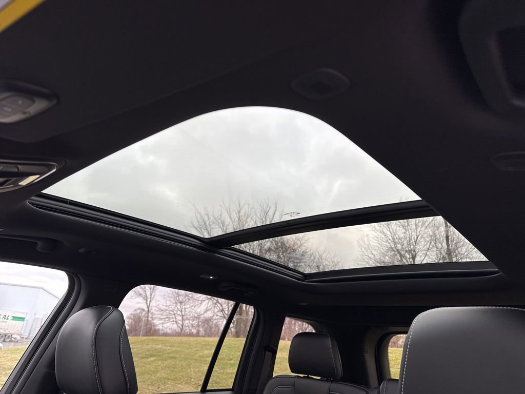 New 2025 Jeep Grand Cherokee Limited image 20