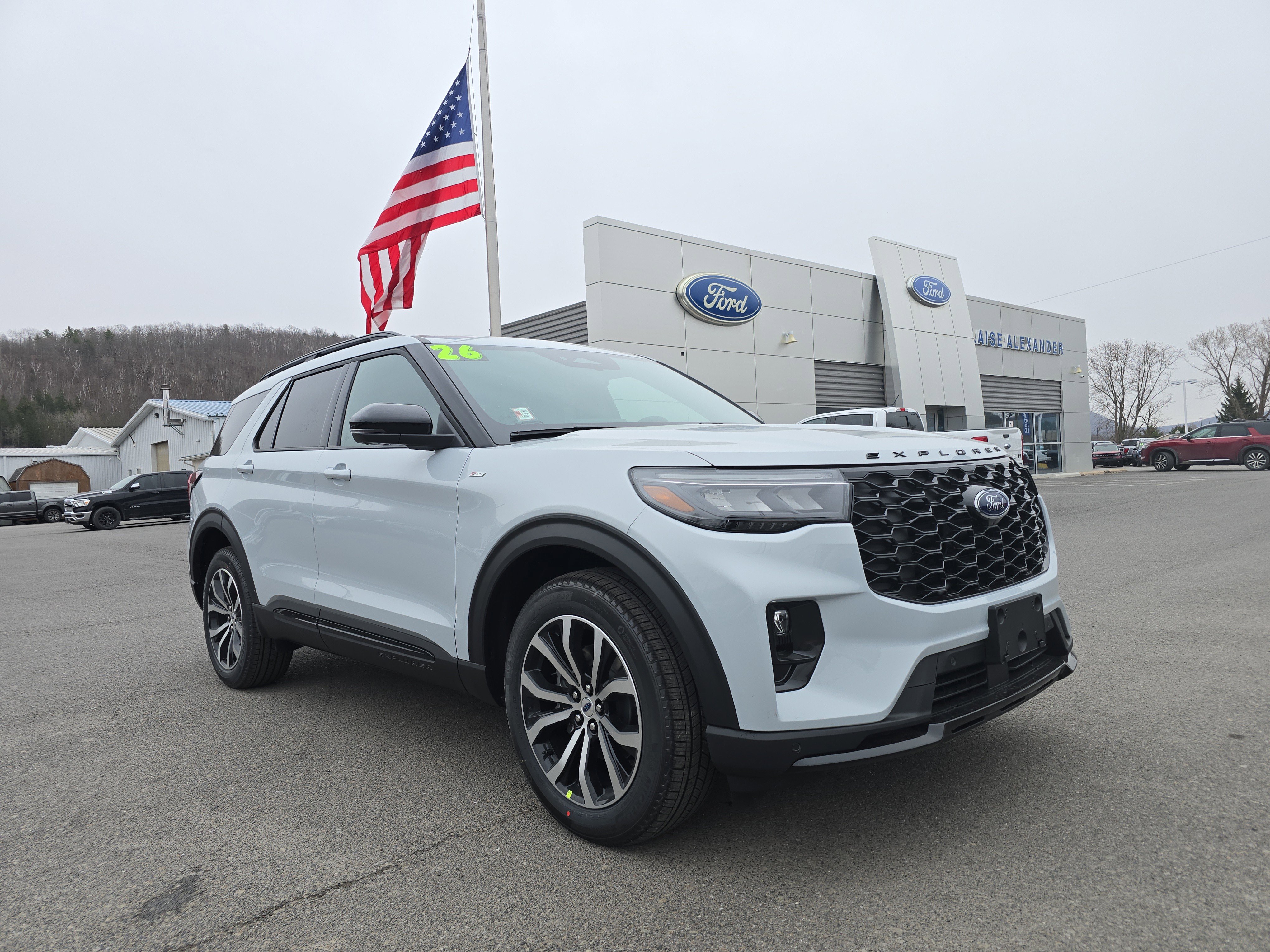 New 2026 Ford Explorer ST-Line AWD/4WD image 1