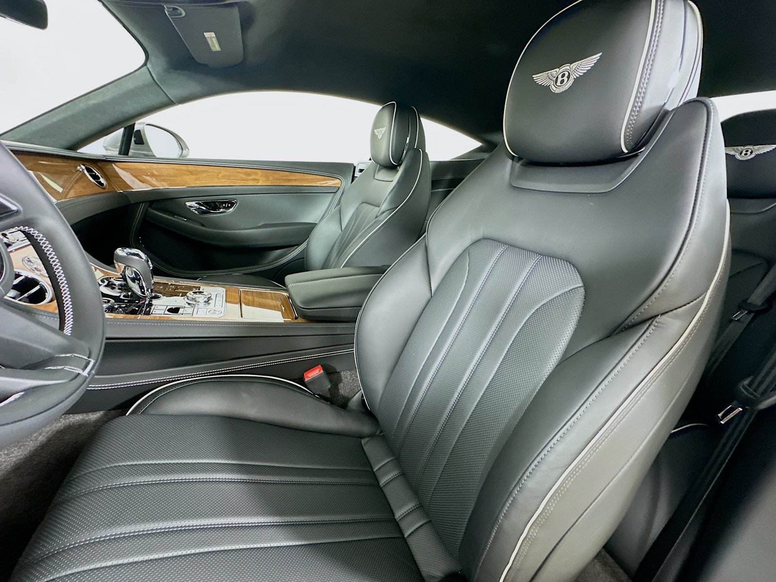 New 2026 Bentley Continental GT AWD/4WD image 30
