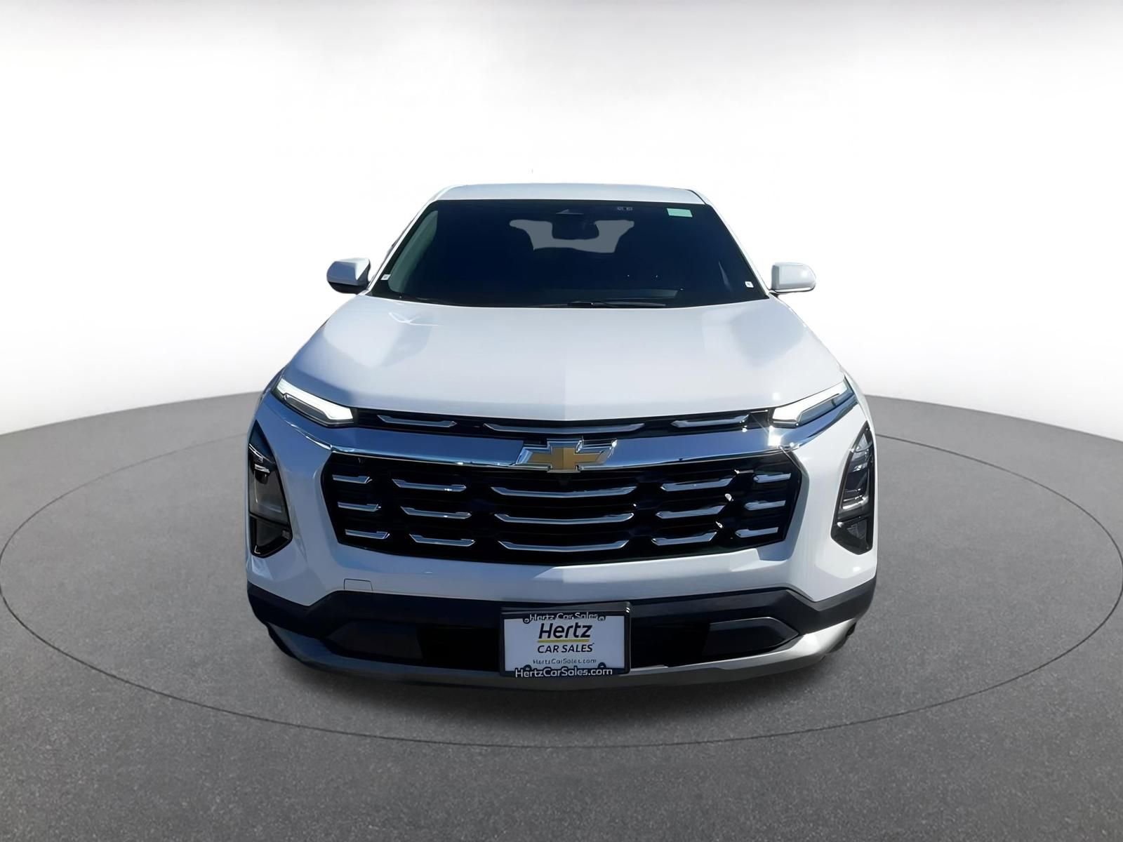 Used 2025 Chevrolet Equinox LT image 4