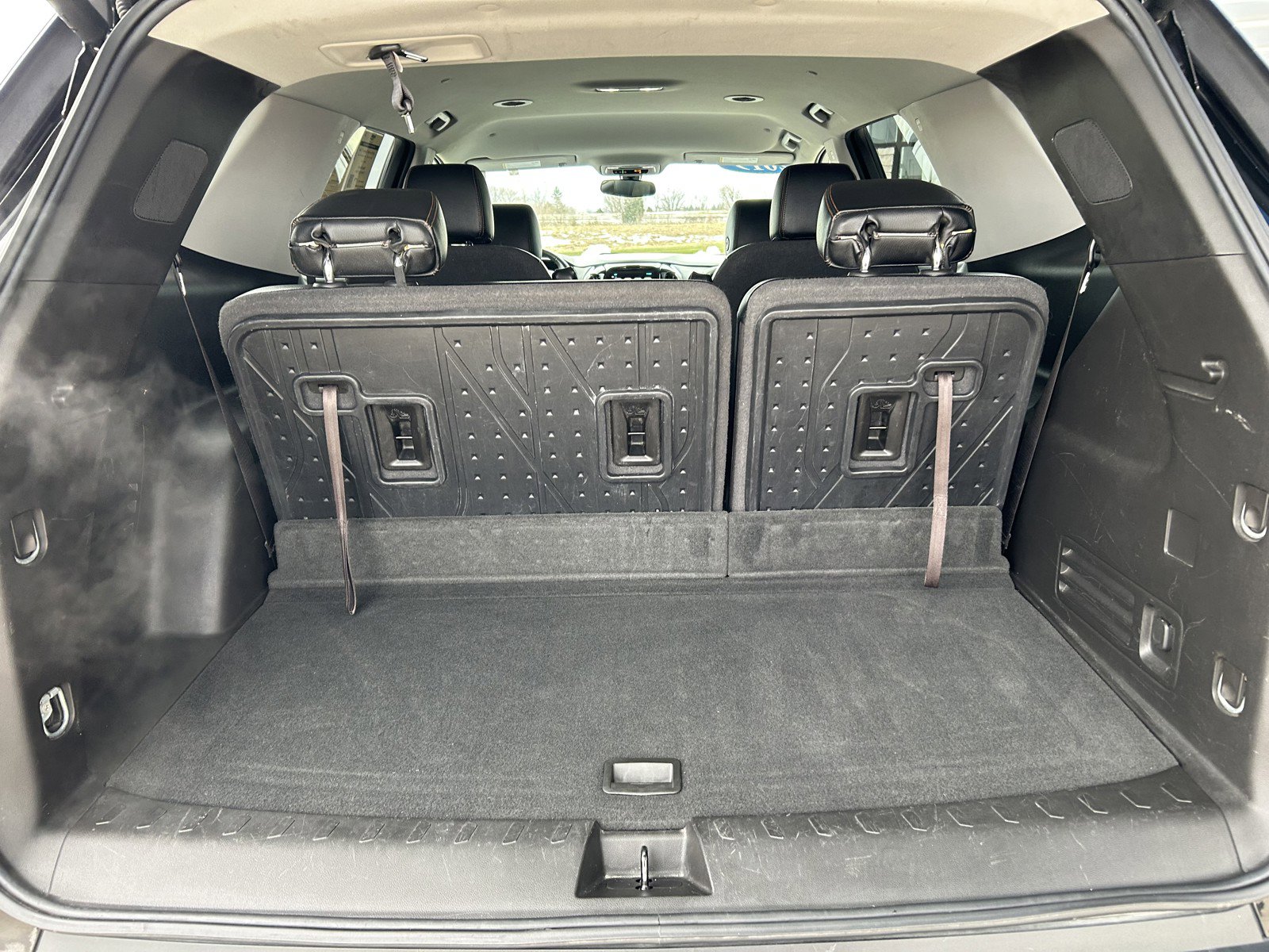 Used 2019 Chevrolet Traverse LT image 15