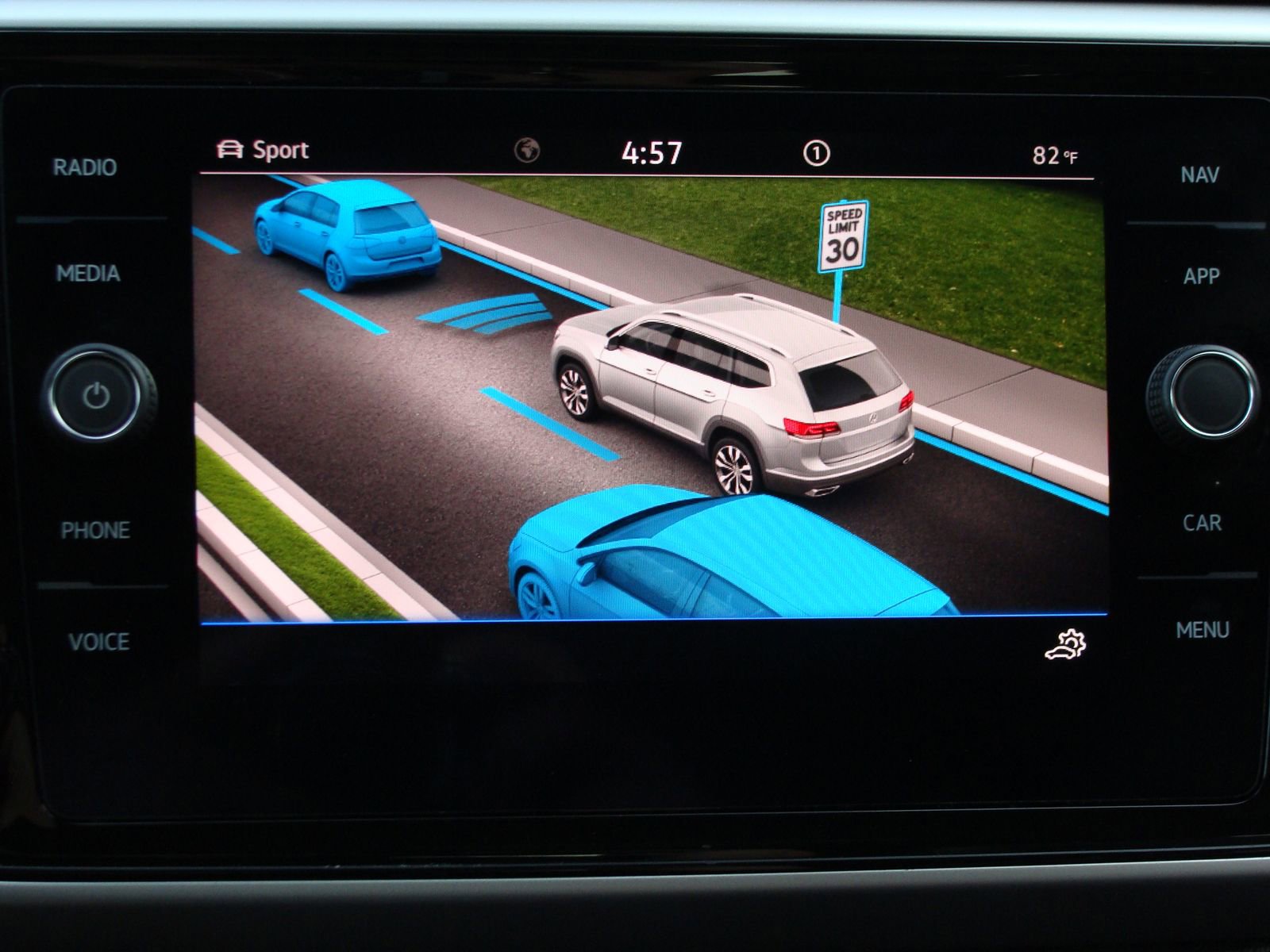 Used 2022 Volkswagen Atlas SEL image 23