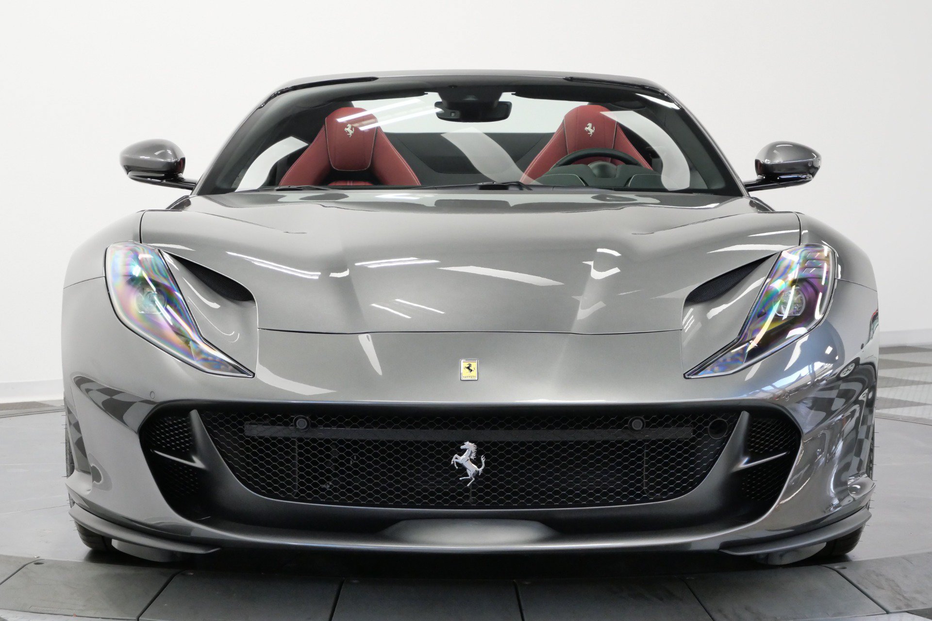 Used 2021 Ferrari 812 GTS RWD image 4