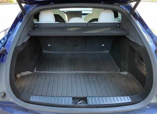 Used 2022 Tesla Model S image 18