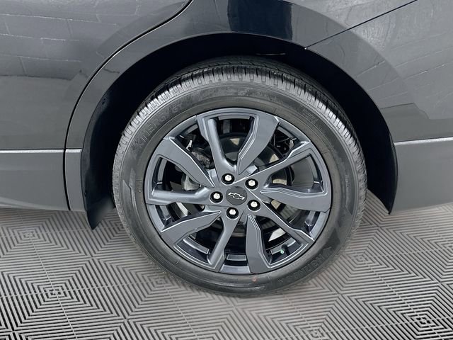 Used 2023 Chevrolet Equinox RS w/ RS Leather Package image 26