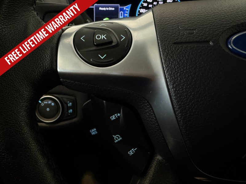 Used 2017 Ford C-MAX Energi Titanium FWD image 32
