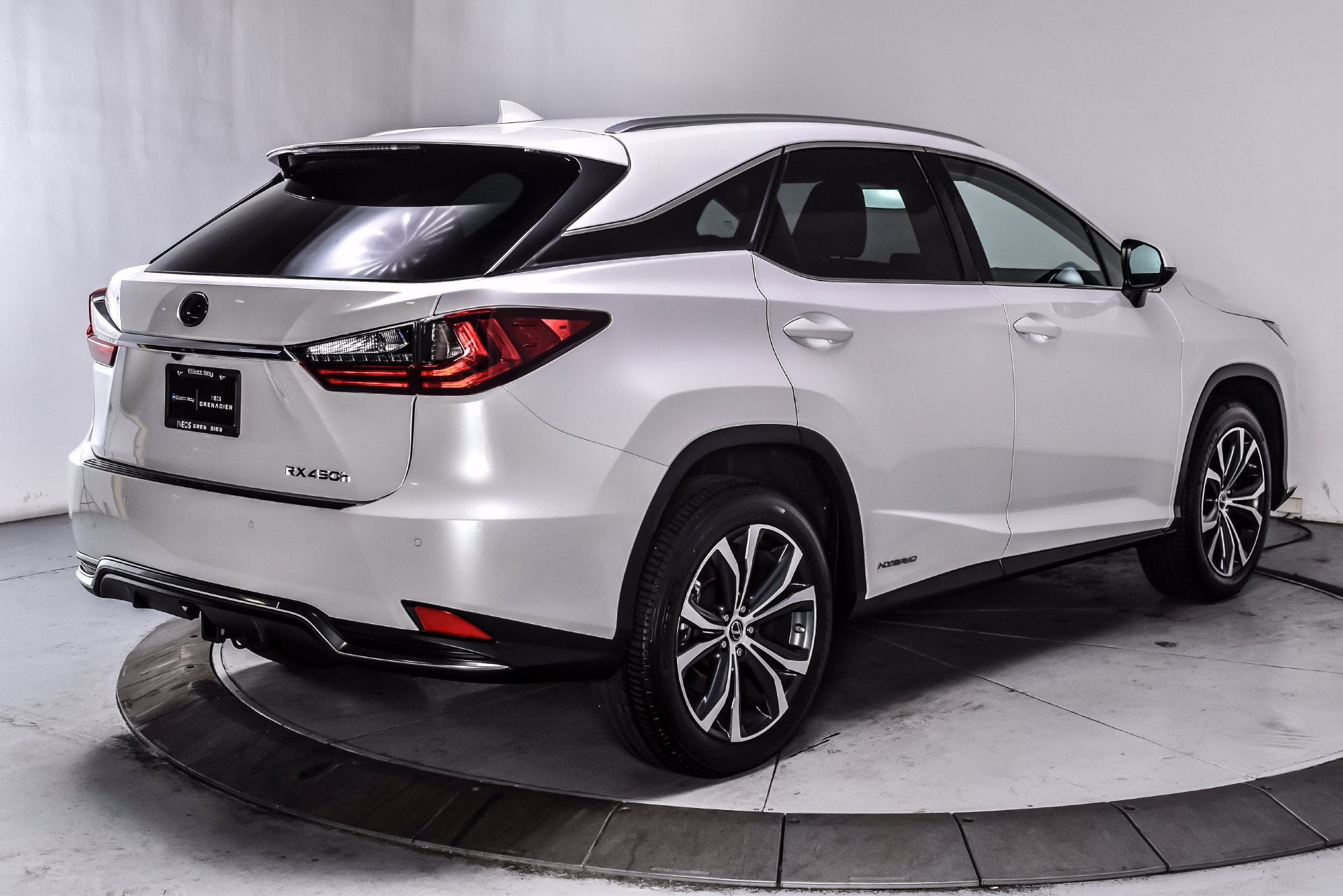 Used 2022 Lexus RX 450h AWD w/ Premium Package image 5